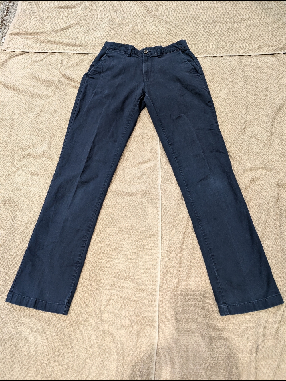 Amazon Essentials Men's Navy Straight-Leg Chinos